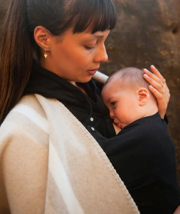 Duksa za nošenje bebe Motherhood – Fatherhood - Patkica.eu