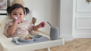 ezpz Mini Feeding Set – Set za samostalno hranjenje mališana - Patkica.eu