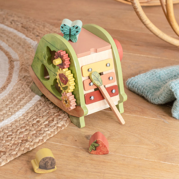 Moulin Roty drvena aktivnost kornjača Trois Petits Lapins - Patkica.eu