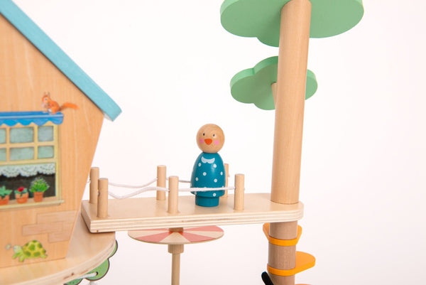 Moulin Roty drvena kućica na drvetu La Grande Famille - Patkica.eu